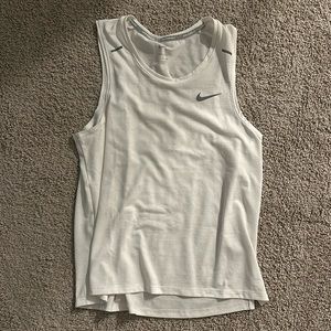 Nike miller tank top small